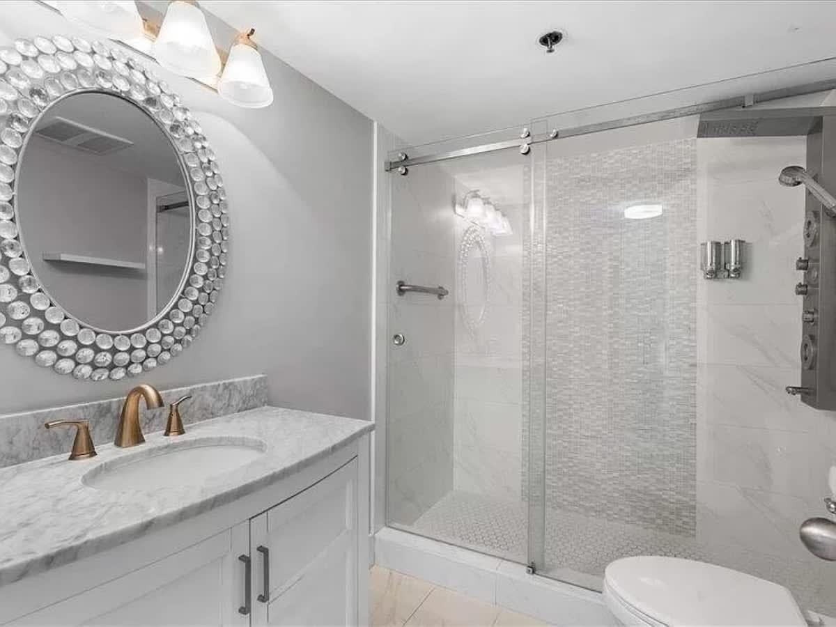 Emerald Towers 0101 17