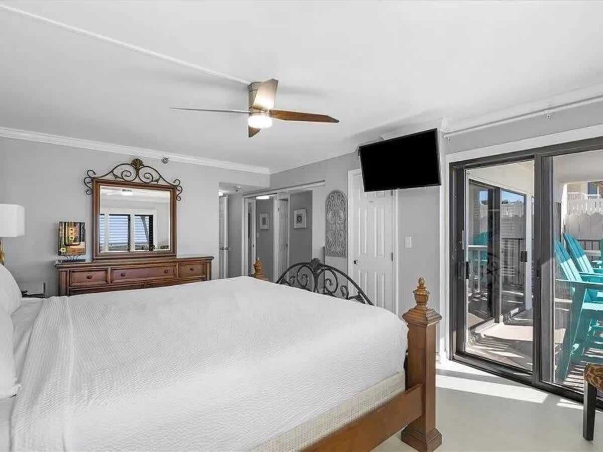 Emerald Towers 0101 16