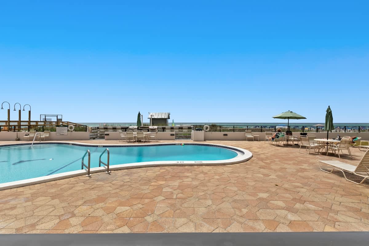 Emerald Towers 0104 29