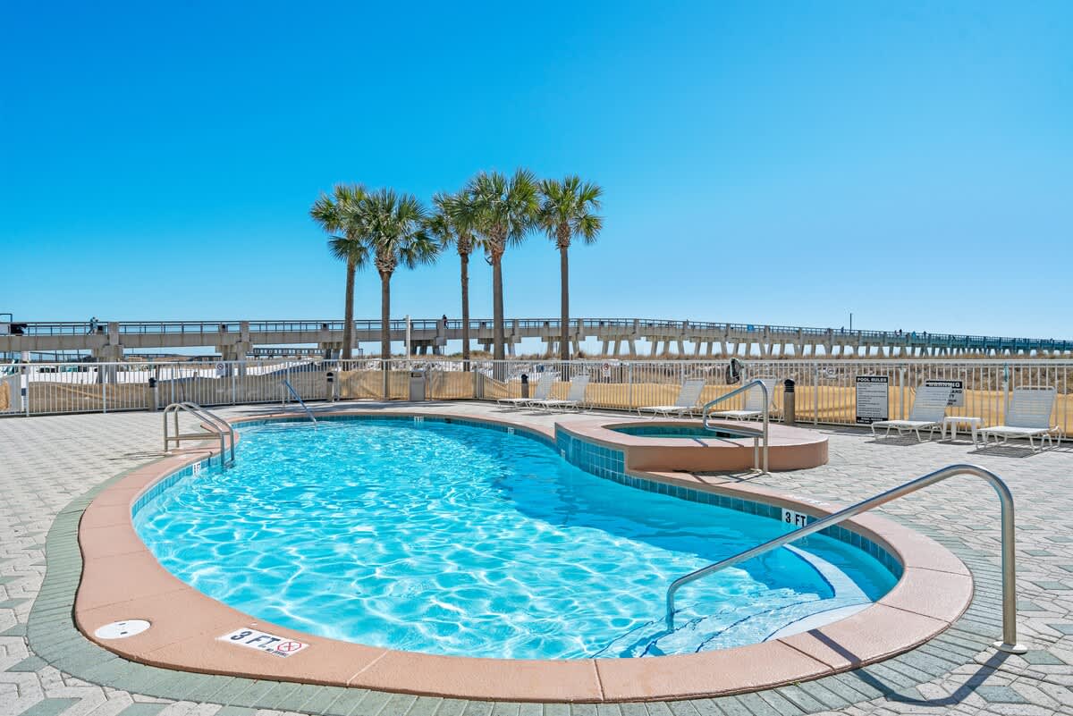 Inn at Summerwind 305 36