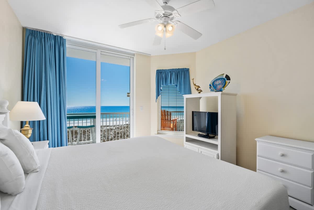 Inn at Summerwind 305 18