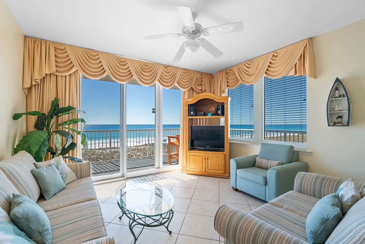 Inn at Summerwind 305 8