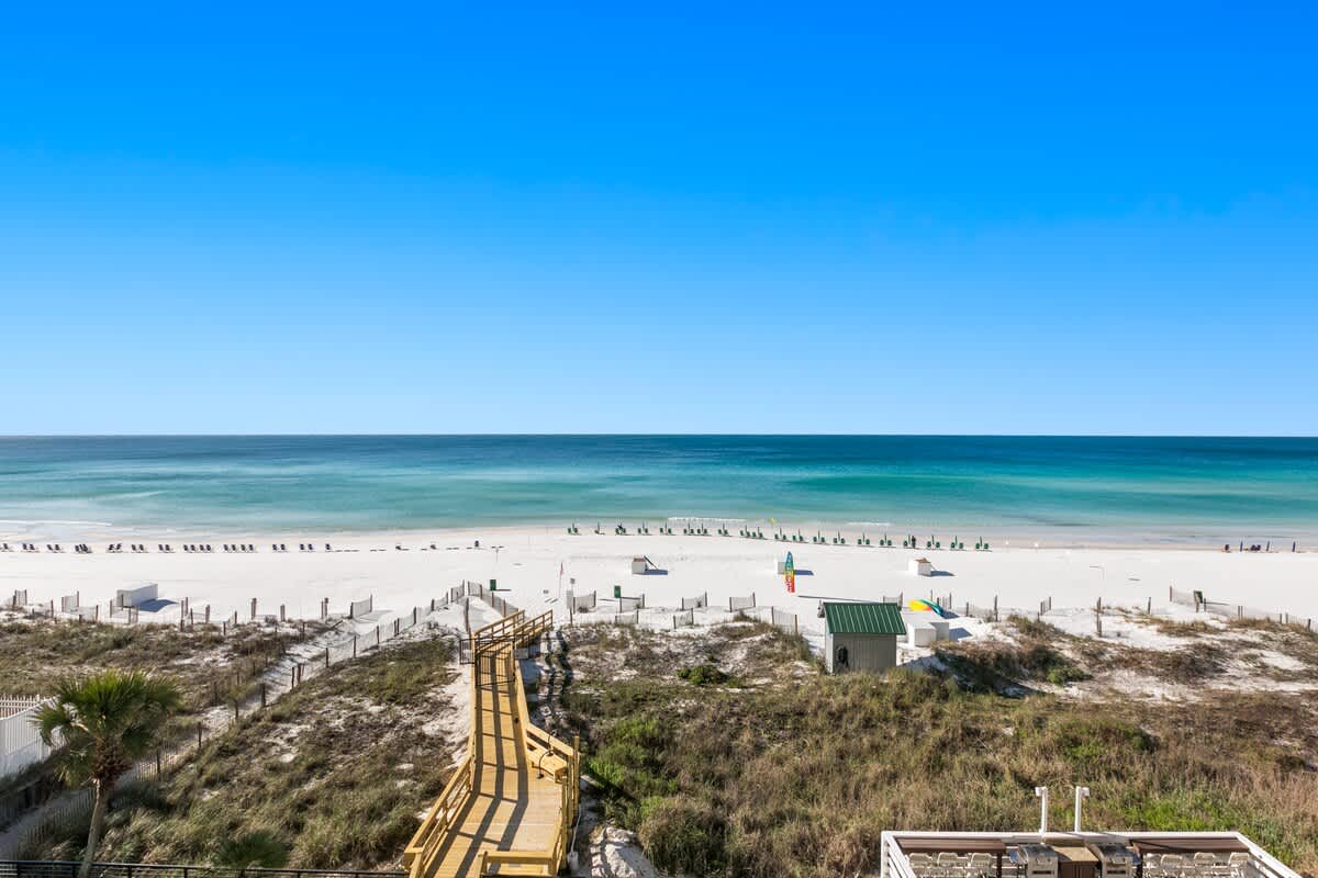 Emerald Towers 0502 30