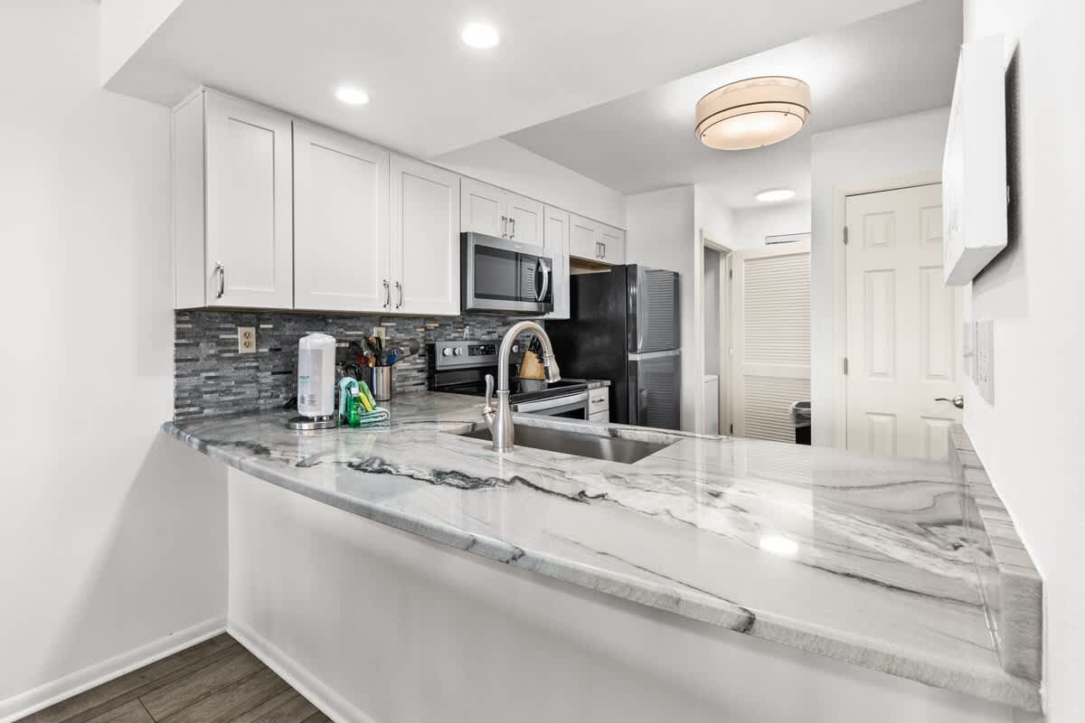 Emerald Towers 0502 17