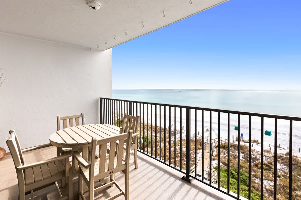 Emerald Towers 0603 | Photo 24