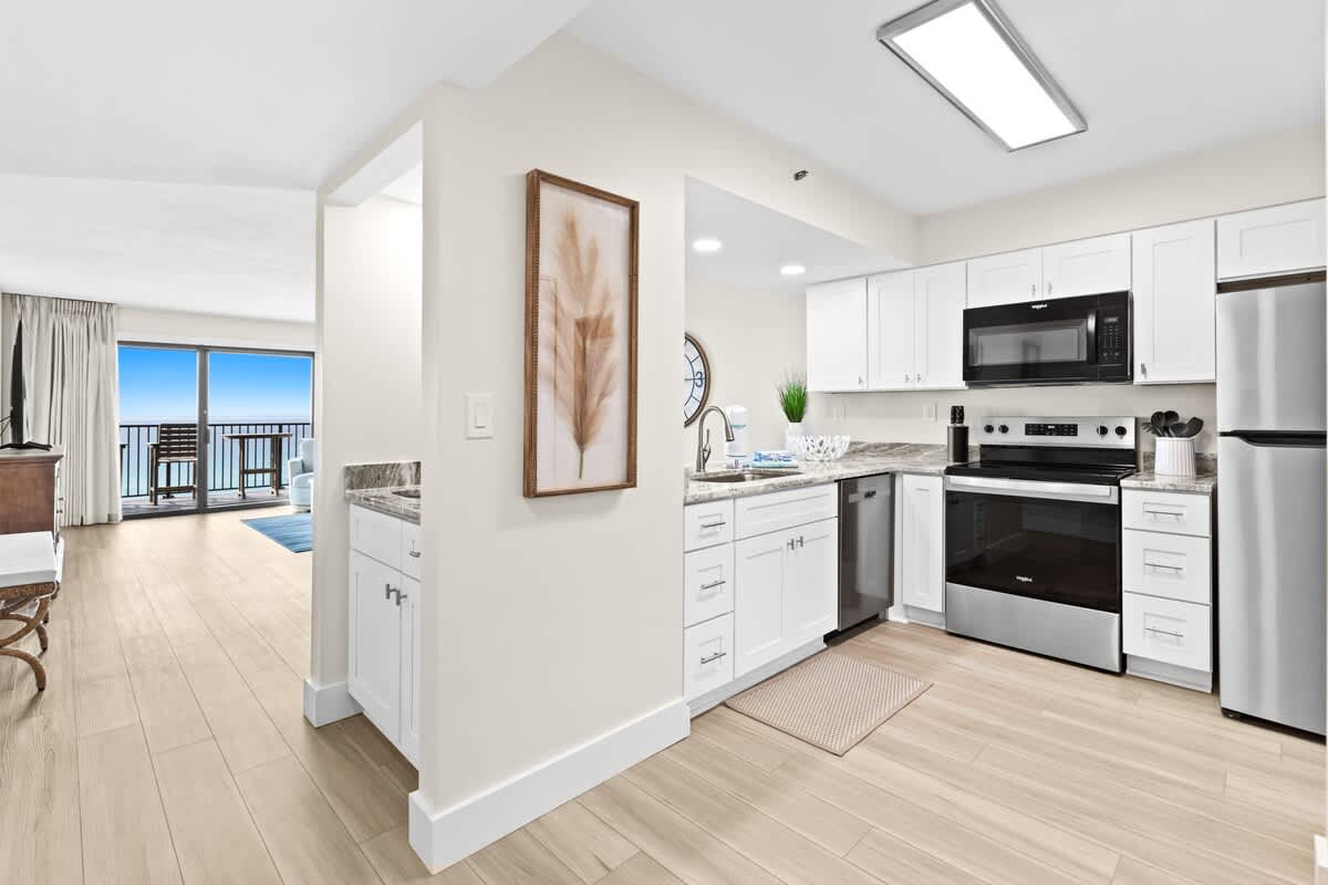 Emerald Towers 0704 6