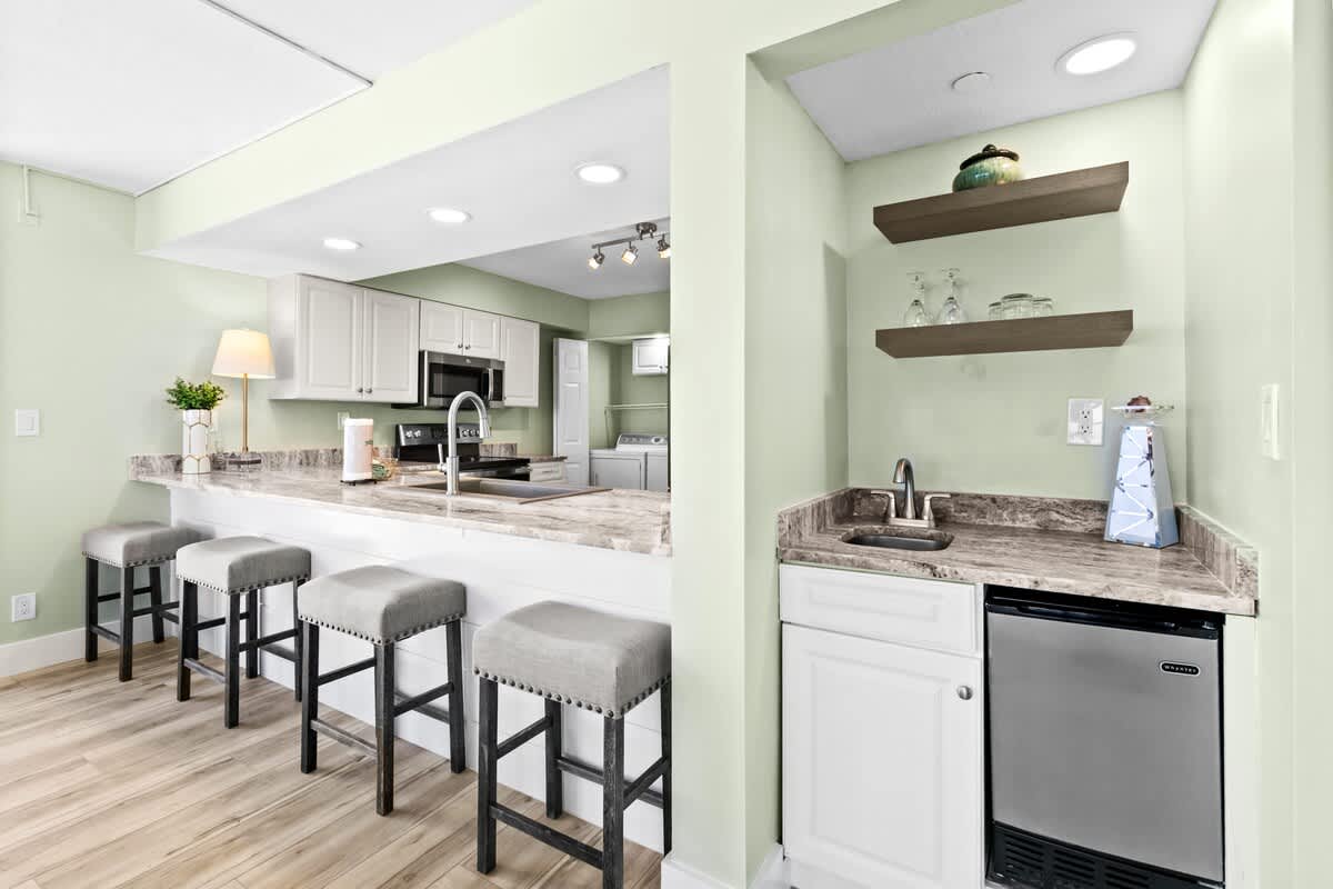 Emerald Towers 0706 7