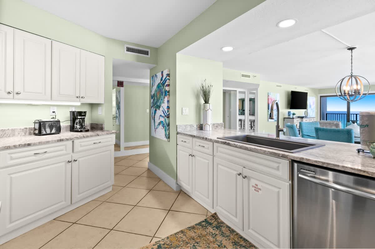 Emerald Towers 0706 9