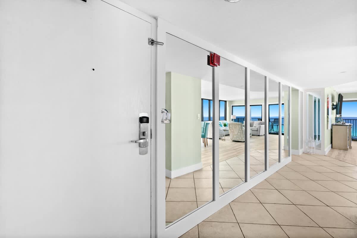 Emerald Towers 0706 13