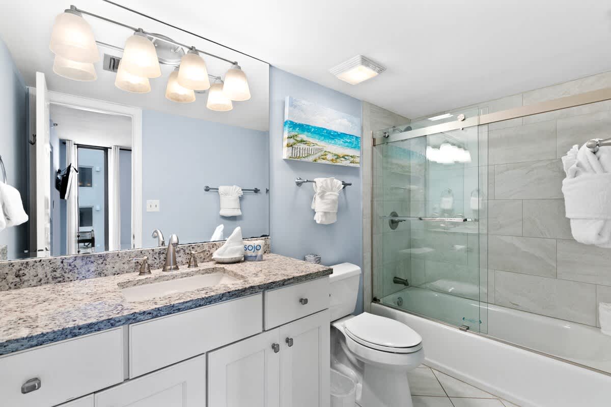 Emerald Towers 1101 16