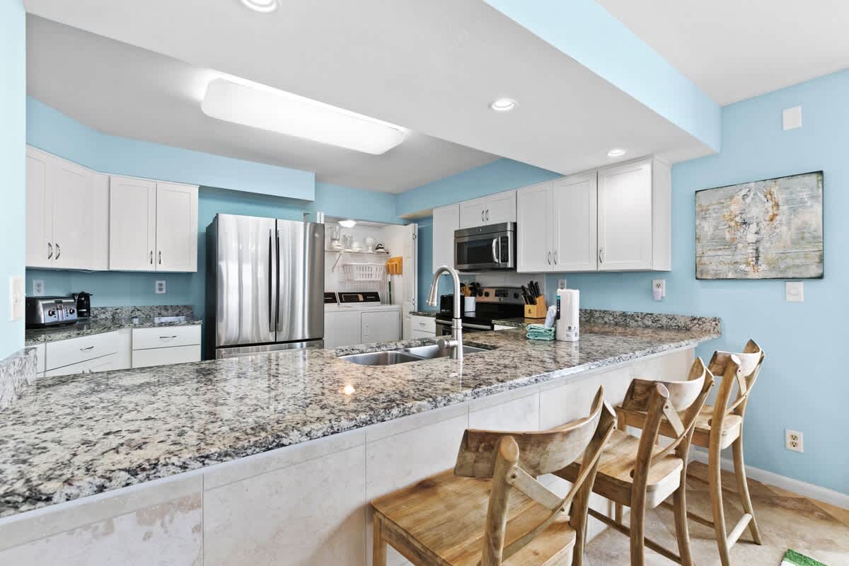 Emerald Towers 1101 10