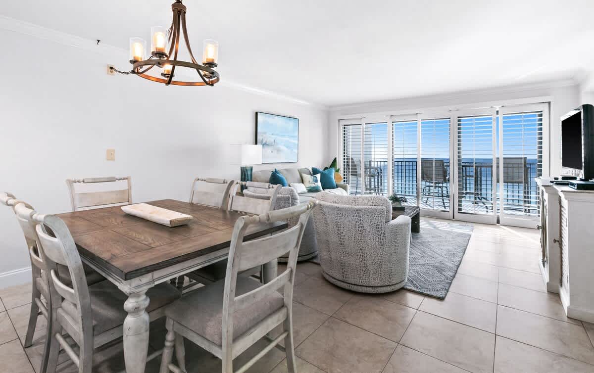 Emerald Towers 1103 12