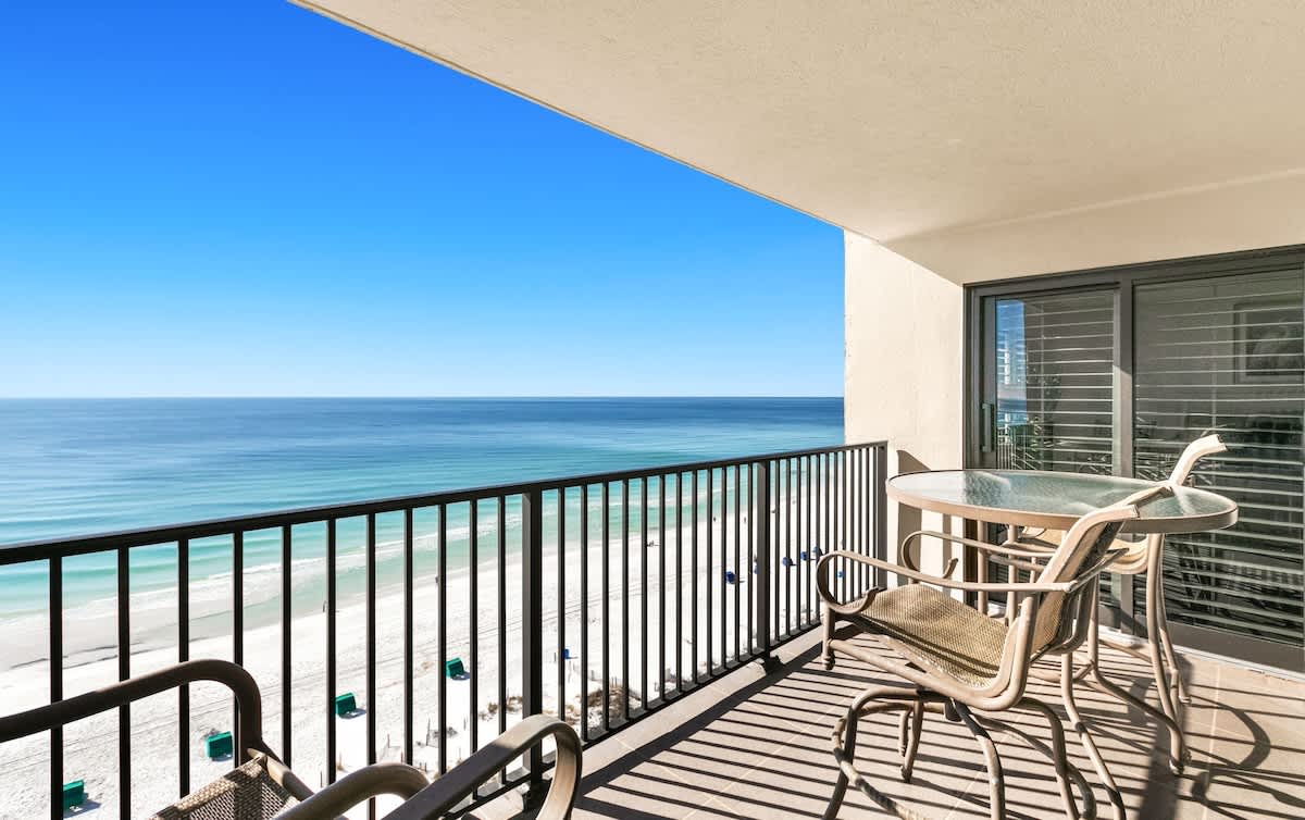 Emerald Towers 1103 29