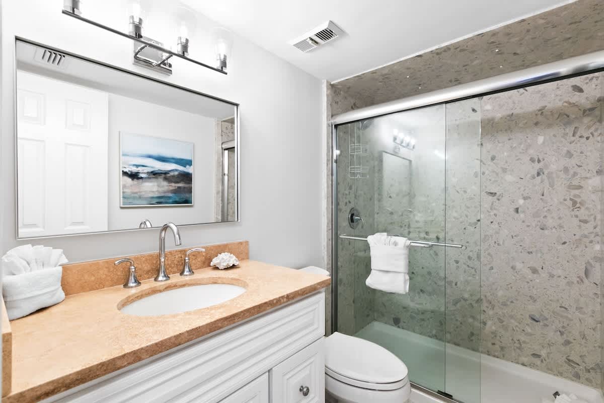 Emerald Towers 1103 41