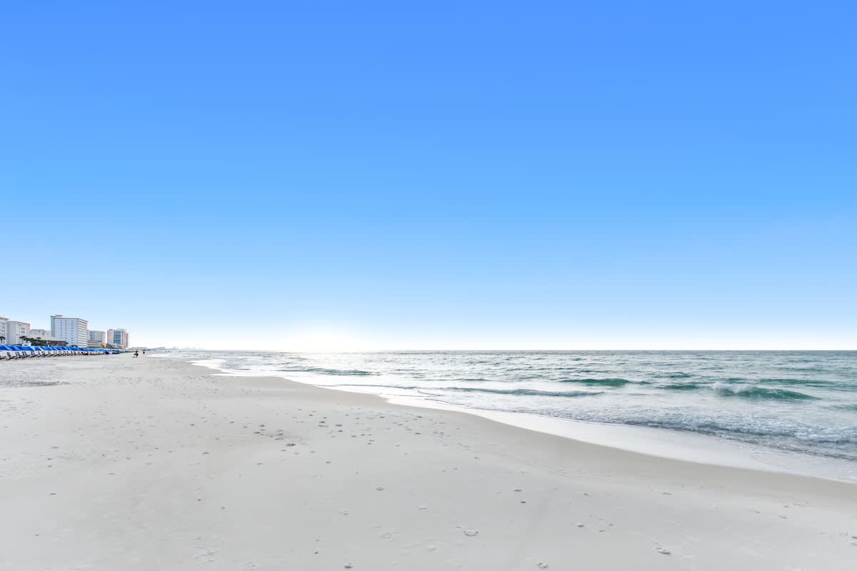 Emerald Towers 1103 49