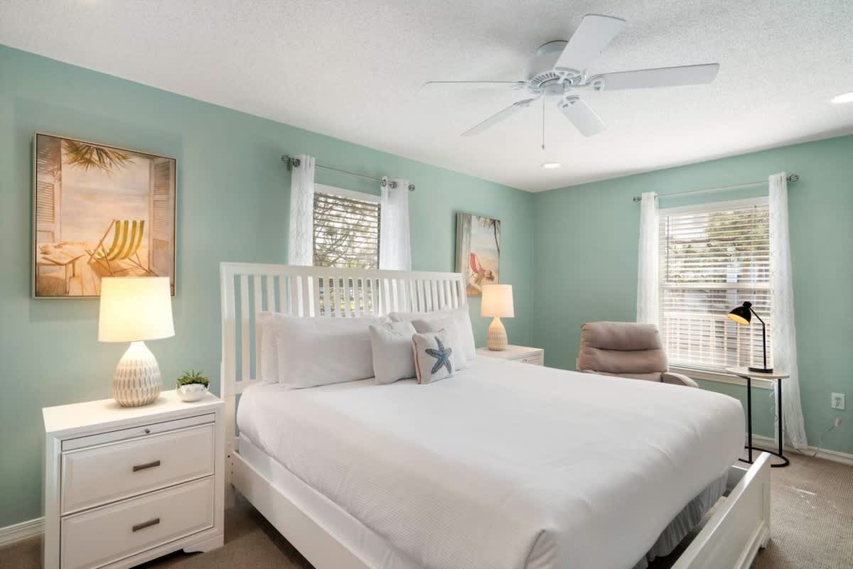 Grand Caribbean 201 10