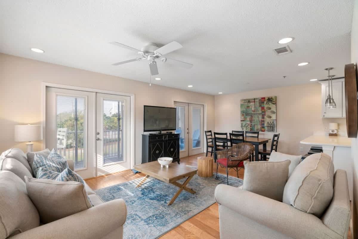 Grand Caribbean 201 19