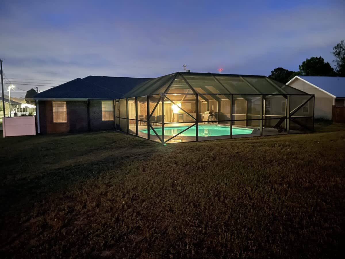 Hidden Jewel WITH A POOL | Photo 31