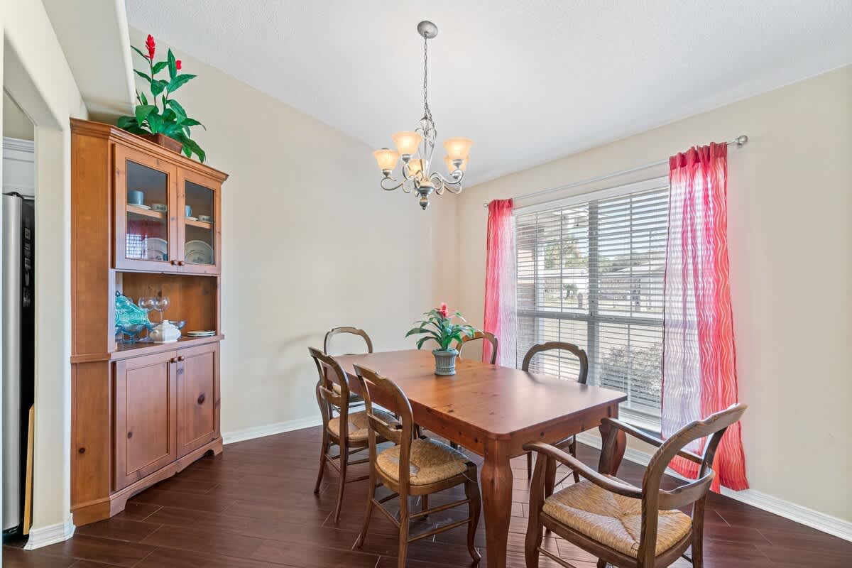 Hidden Jewel WITH A POOL | Photo 11