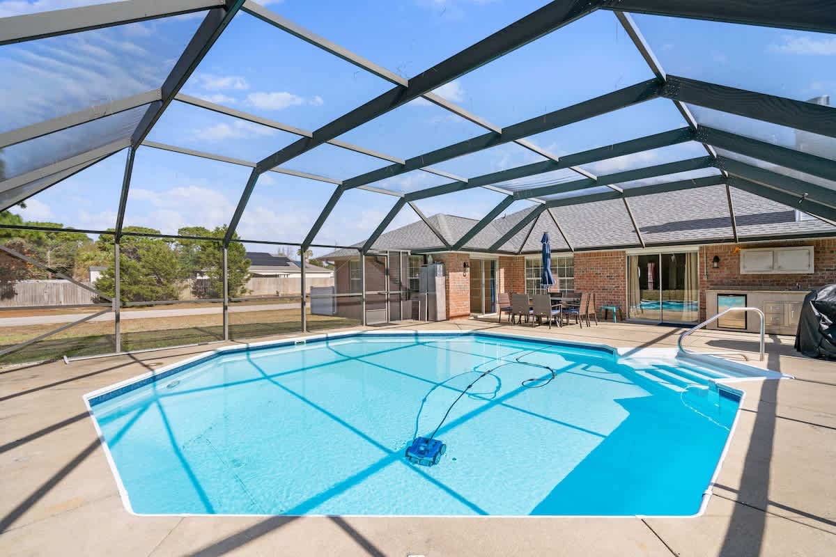 Hidden Jewel WITH A POOL