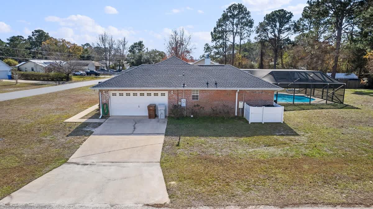 Hidden Jewel WITH A POOL | Photo 40