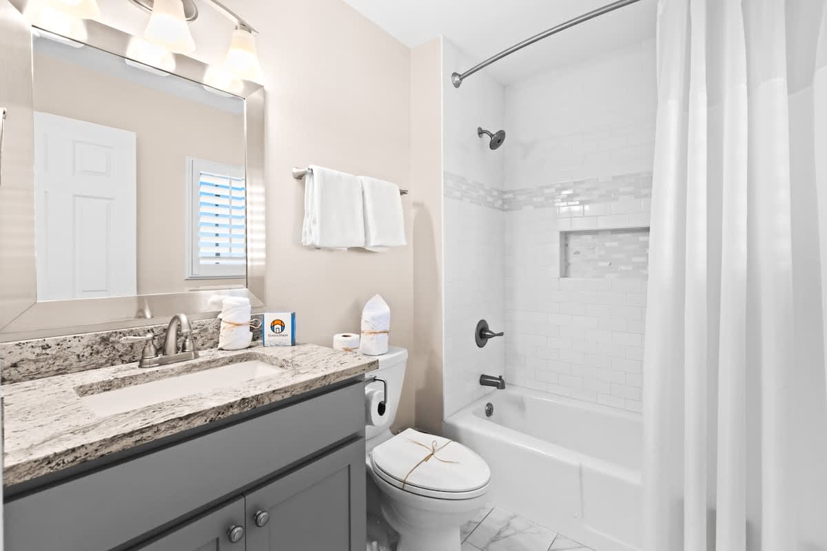 Huntington By the Sea 501 32