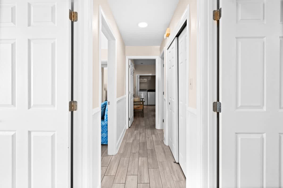 Huntington By the Sea 501 29