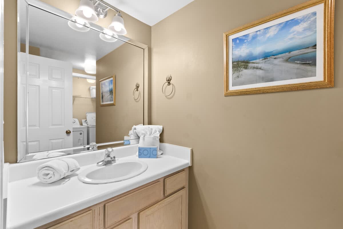 Jade East Towers 0520 28