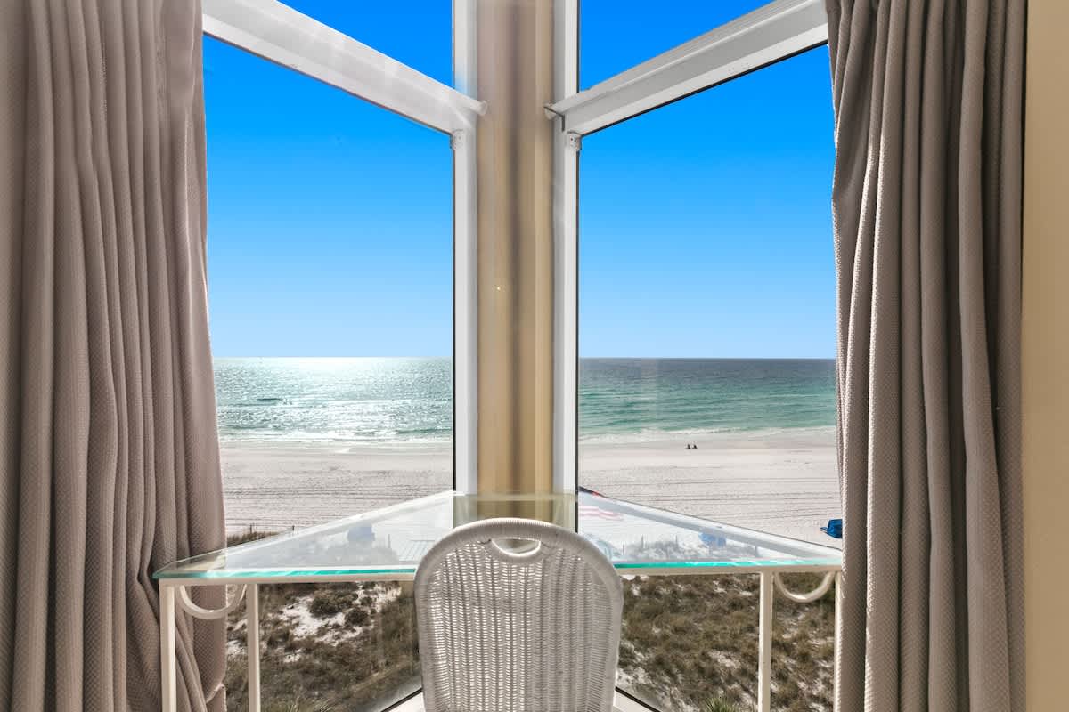 Jade East Towers 0520 18