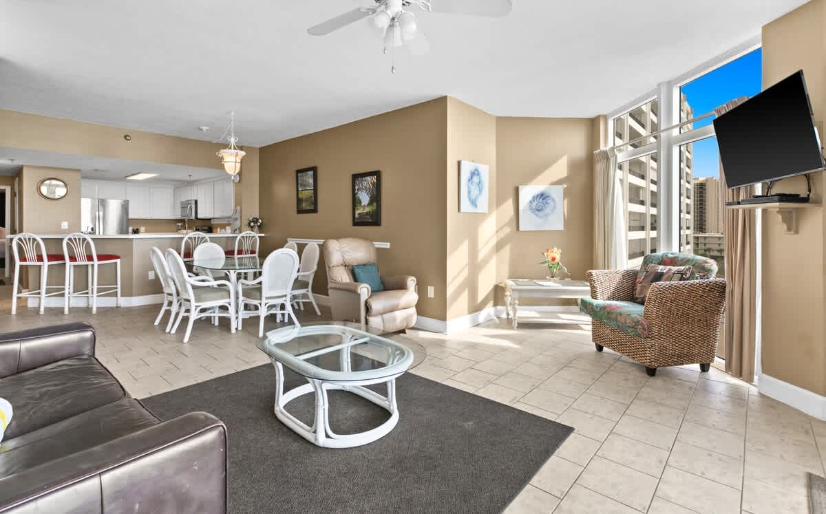 Jade East Towers 0520 5