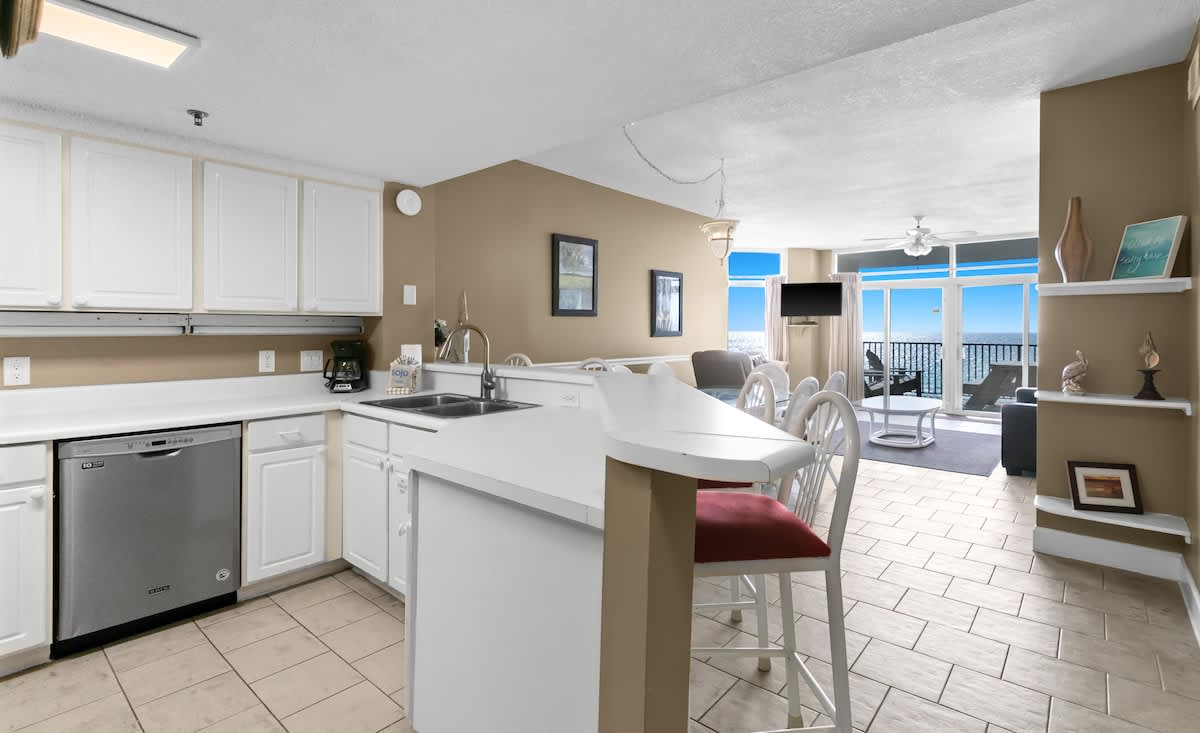 Jade East Towers 0520 9