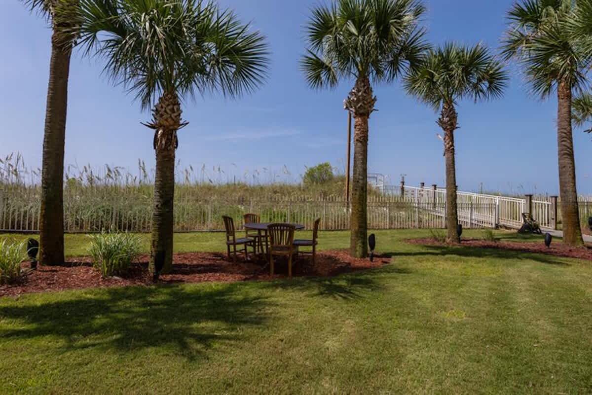 Jade East Towers 0520 49