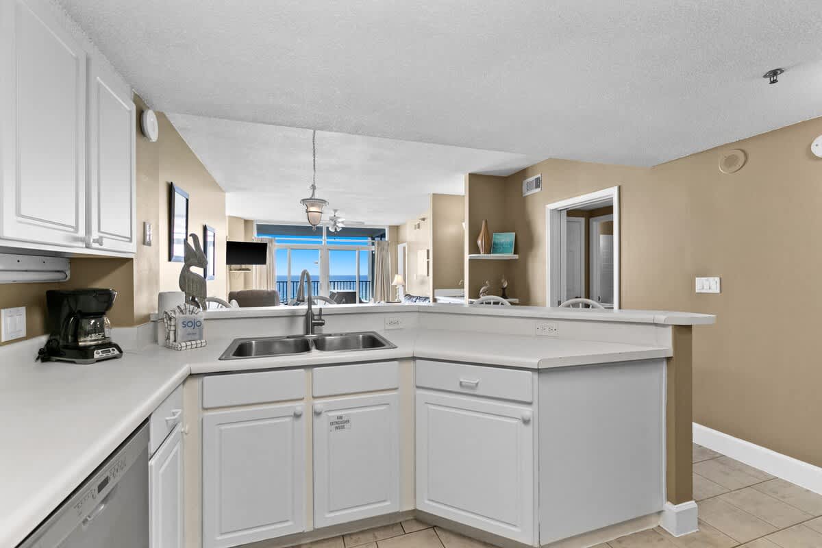 Jade East Towers 0520 10