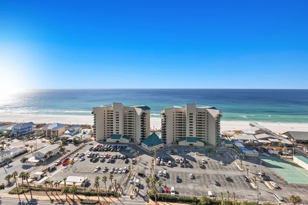 Laketown Wharf 1817 | Photo 25