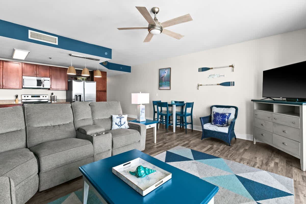 Laketown Wharf 1817 | Photo 4