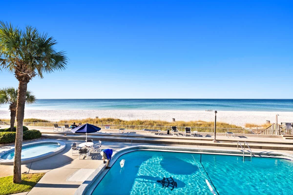 Latitude 29 Unit 19 11