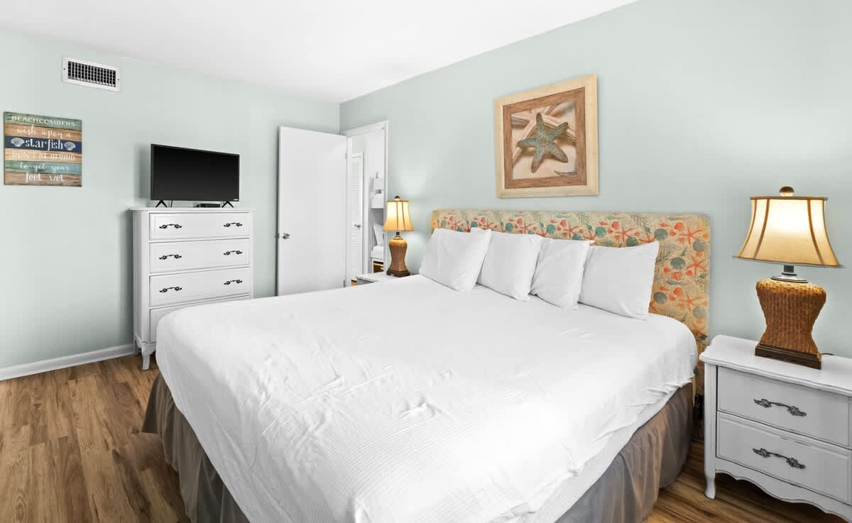 Latitude 29 Unit 19 2