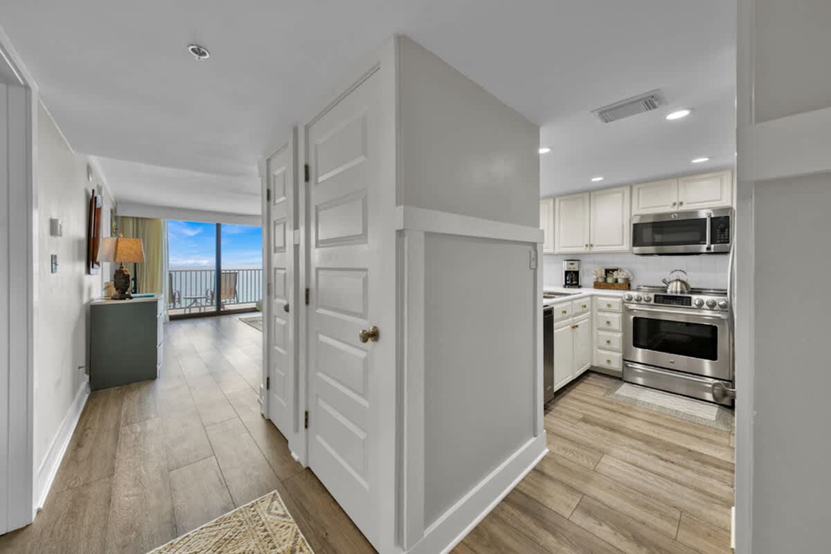 One Seagrove Place 1206 | Photo 14