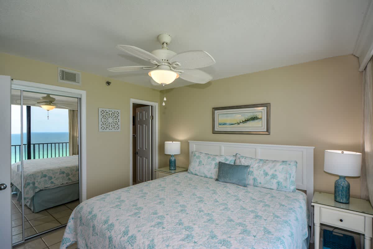 One Seagrove Place 1205 | Photo 22