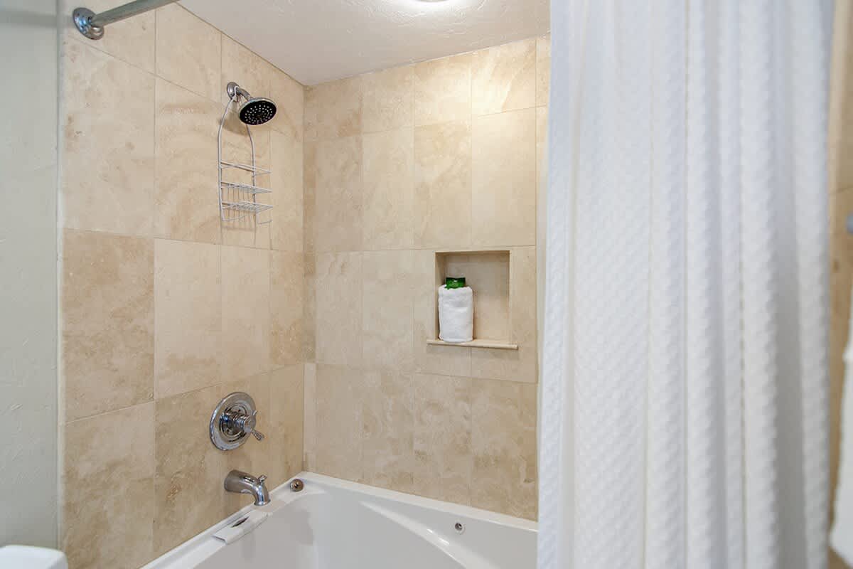 One Seagrove Place 1202 | Photo 32