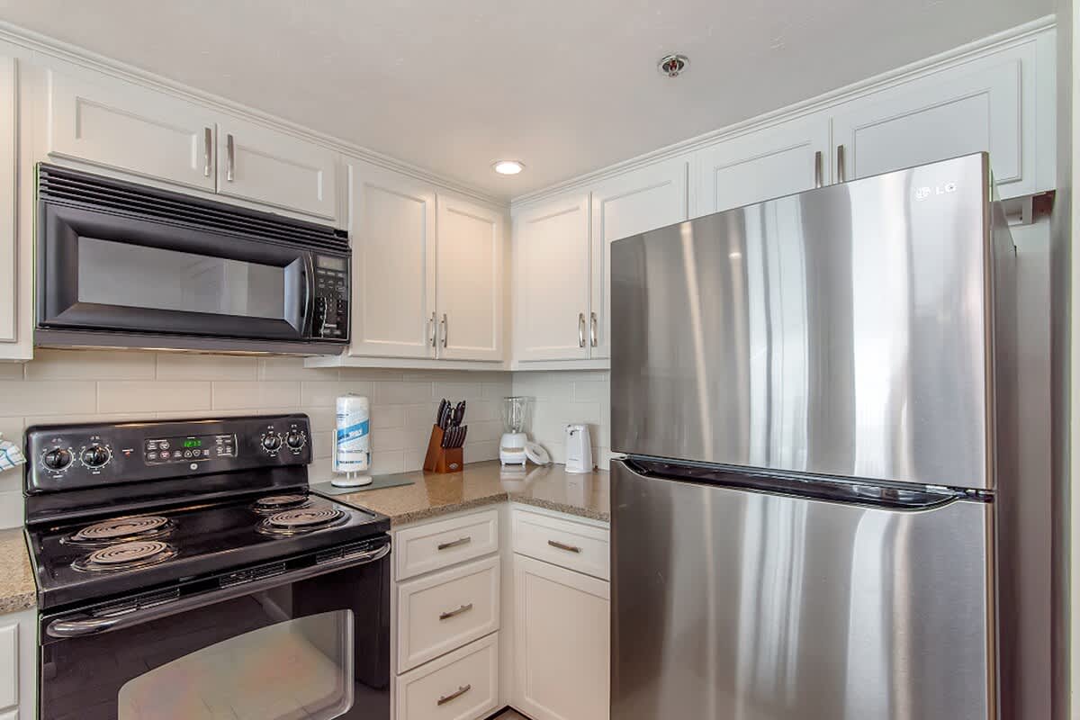 One Seagrove Place 1202 | Photo 13