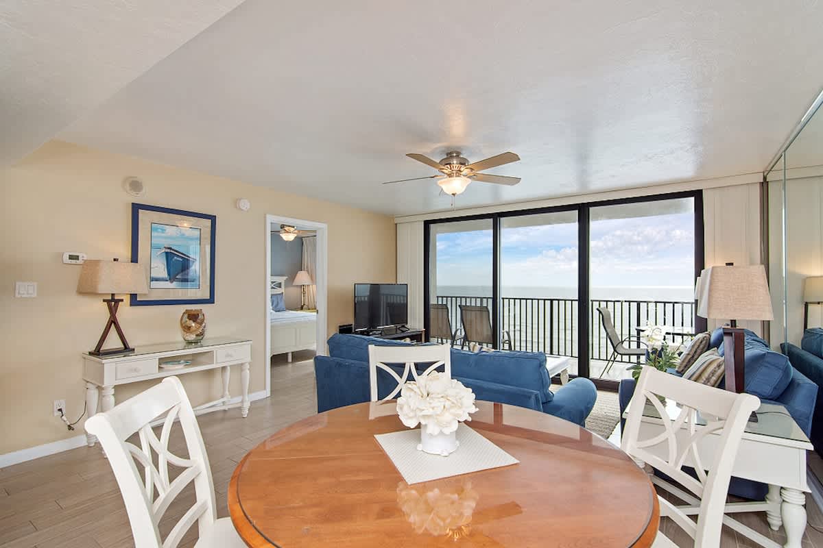 One Seagrove Place 1202 | Photo 8