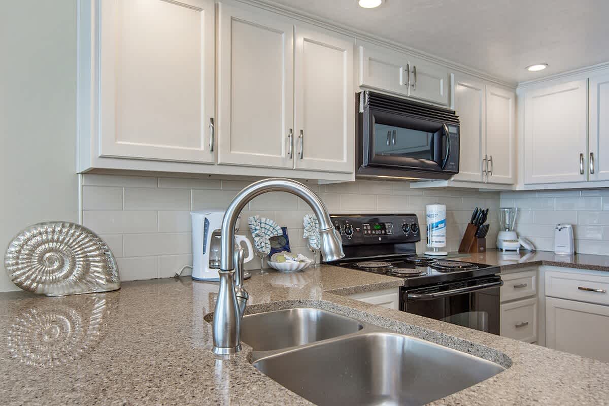 One Seagrove Place 1202 | Photo 15