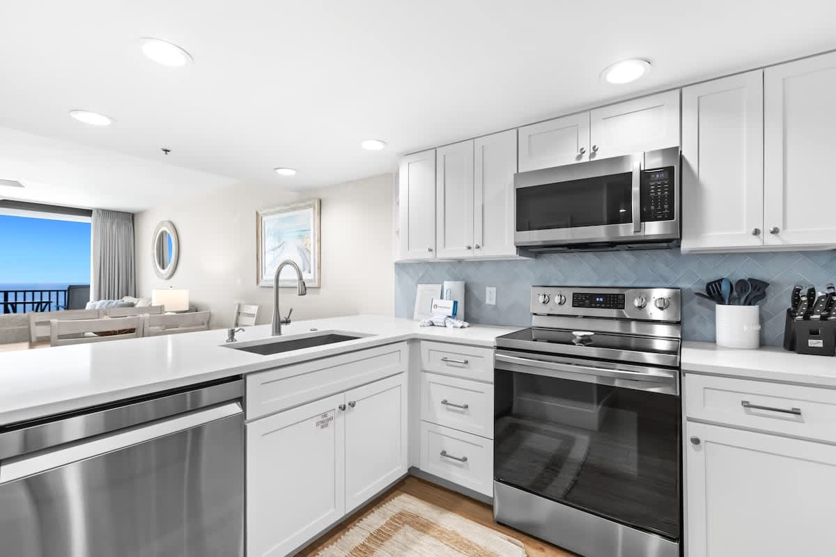 One Seagrove Place 1201 10