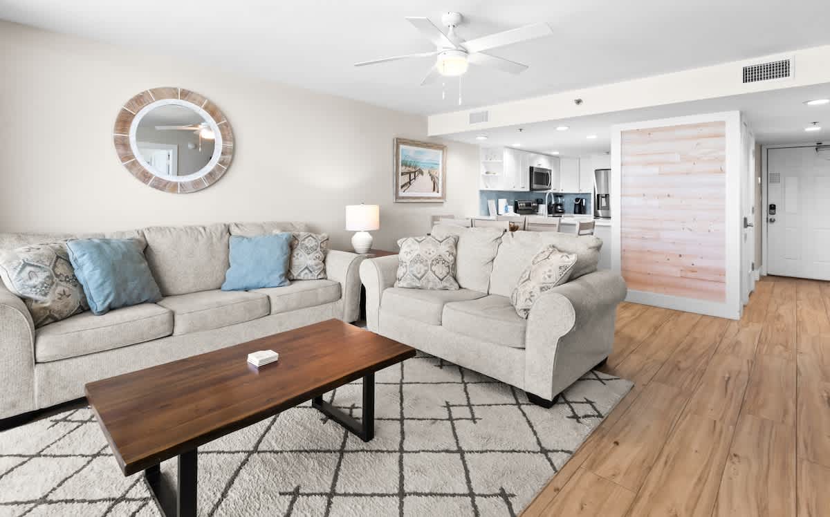 One Seagrove Place 1201 6