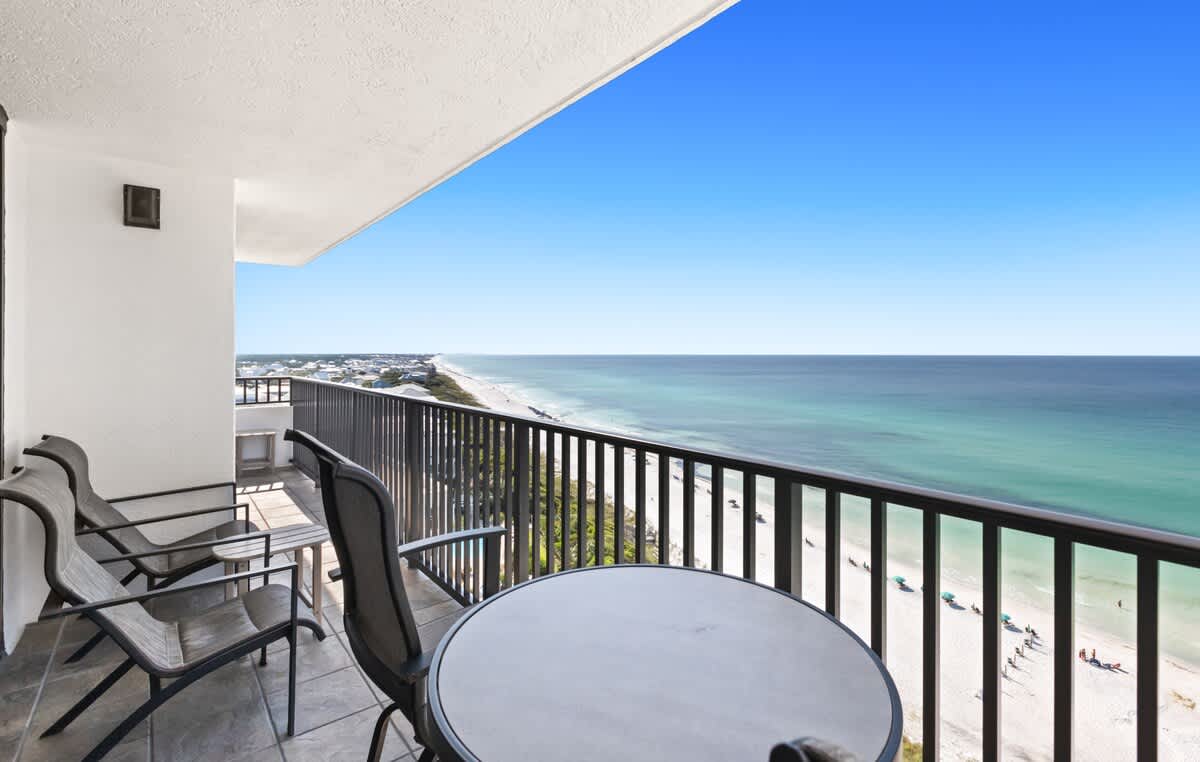 One Seagrove Place 1201 22