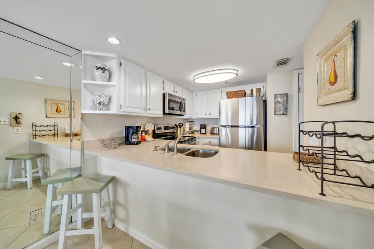 One Seagrove Place 1102 | Photo 9