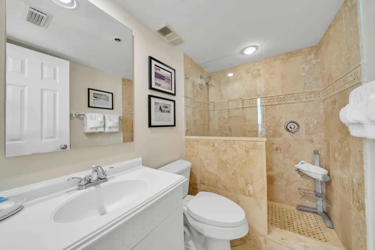 One Seagrove Place 1102 | Photo 18