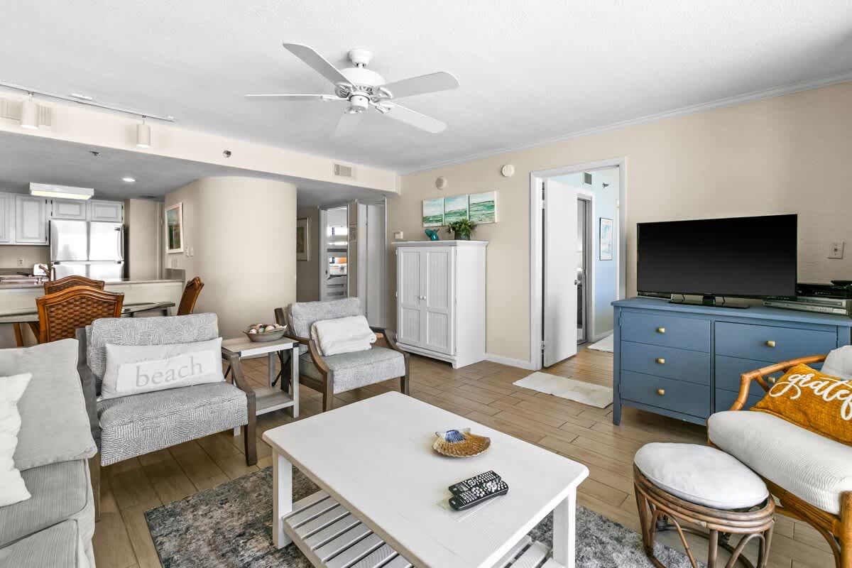 One Seagrove Place 1103 | Photo 4