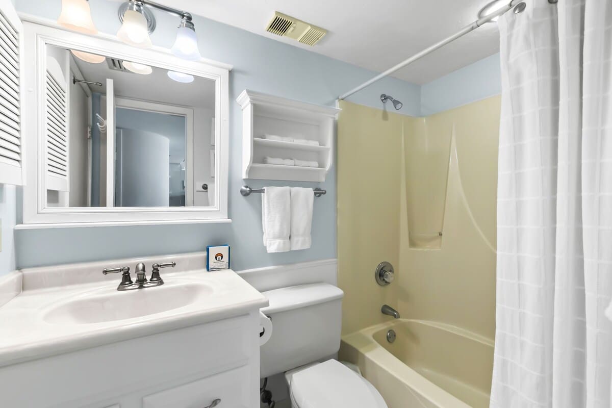 One Seagrove Place 1103 | Photo 16